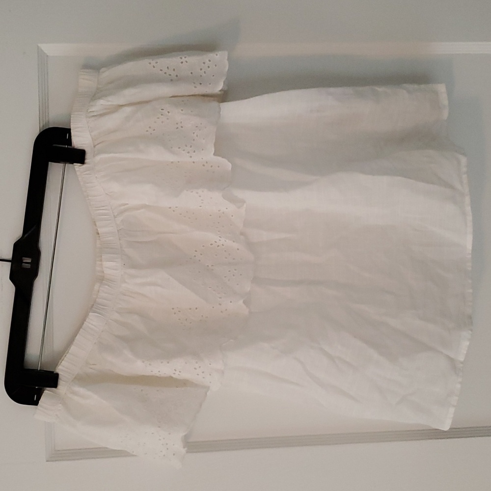 Abercrombie linen off shoulder lace top